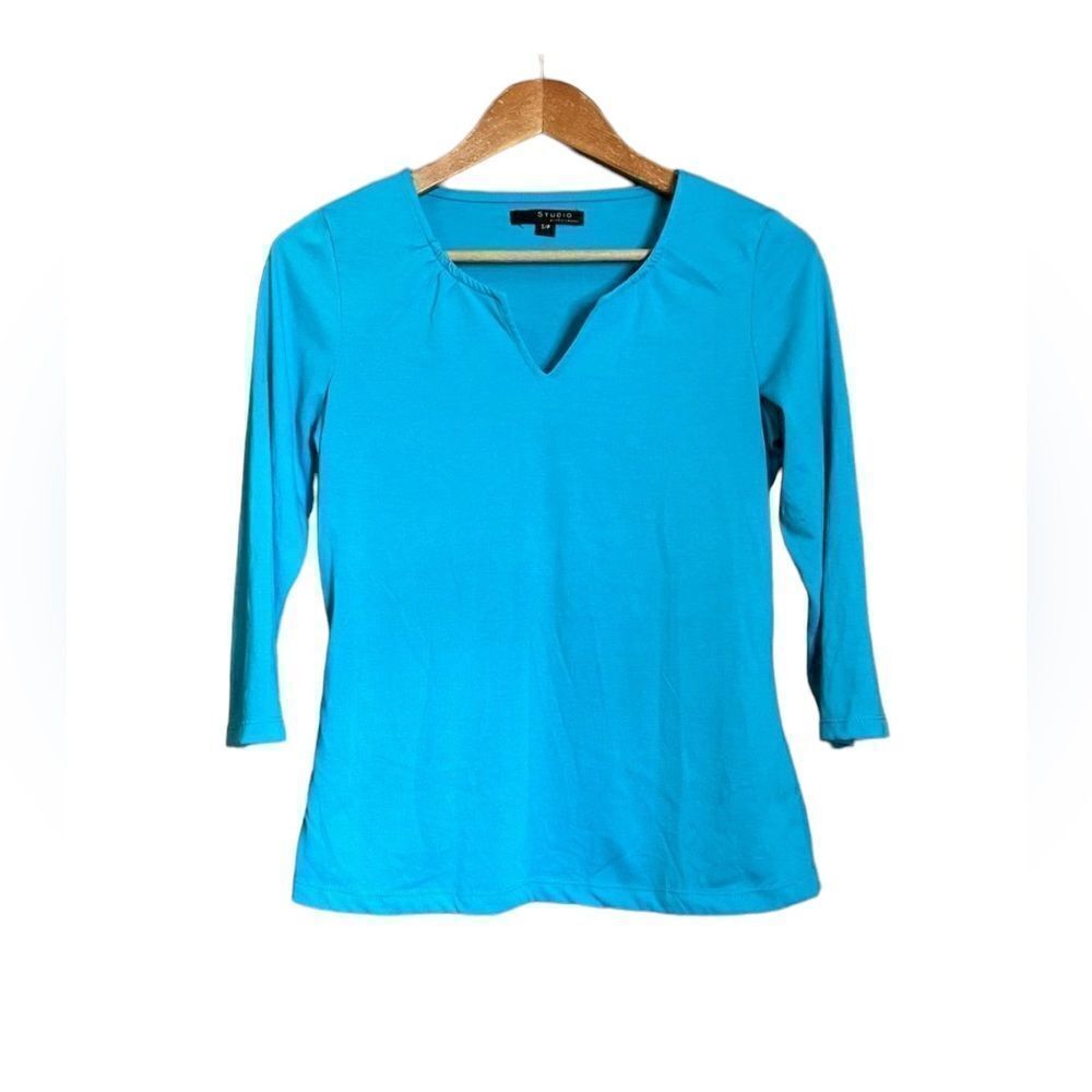 3 for $30! Studio by Liz Claiborne blue top‎